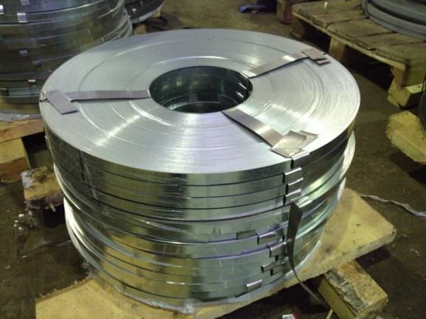 Лента стальная с покрытием Полиамидмодифицированный полиуретан 0,25х80 мм сталь PUR-PA ТУ