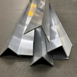 Уголок алюминиевый 20х20х1,2мм сплав АД31т ГОСТ 13737-90