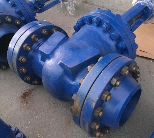 Задвижка стальная 31с18нж Ду300 Ру10 вода (в), пар (П), нефть (Н), газ (Г)