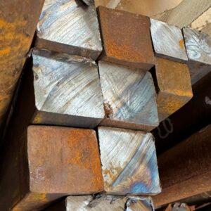 Квадрат стальной 12 мм сталь р6м5 ГОСТ 2591-2006